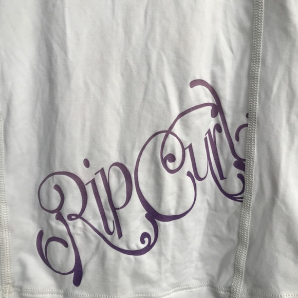 🌻FREE WITH PURCHASE!! Rip Curl Long Sleeve Rash Guard - Picture 9 of 9